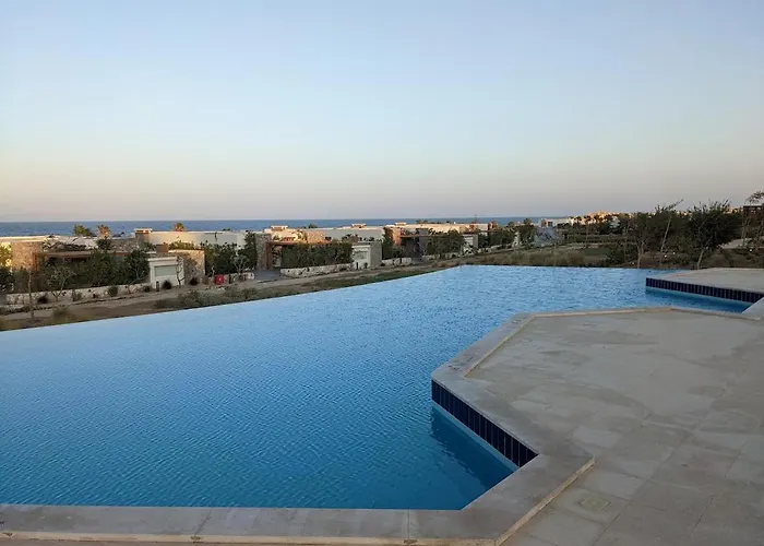 Stylish Seaview 2br Soma Bay With Free Pool & Villa Hurghada